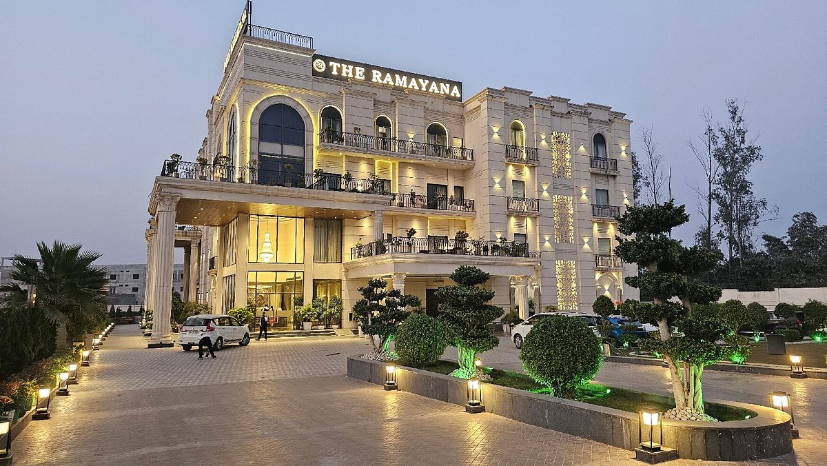 Ramayana Hotel Ayodhya
